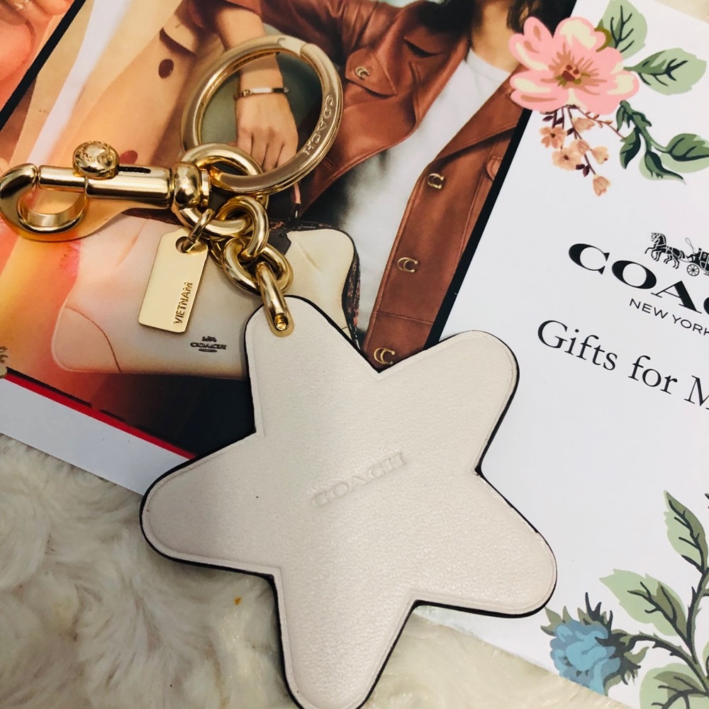 Coach key charm - Picture 3 of 3